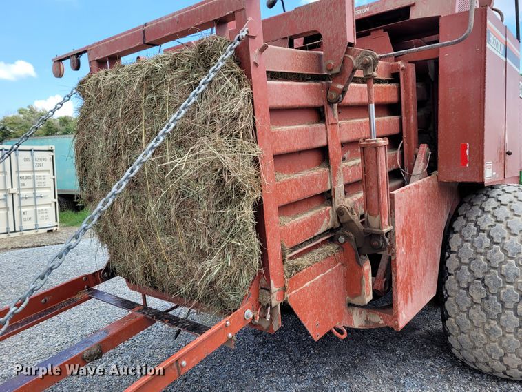 image for item BY9442 1998 Hesston 4900  large square baler