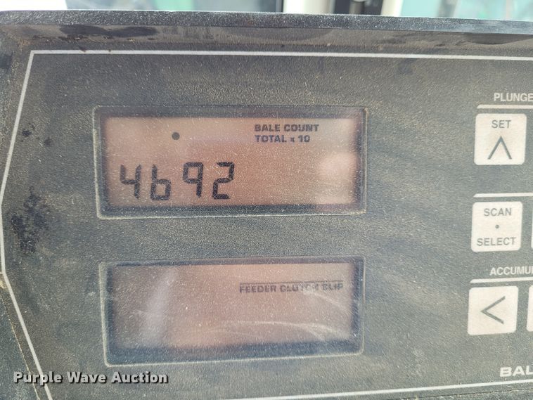 image for item BY9442 1998 Hesston 4900  large square baler