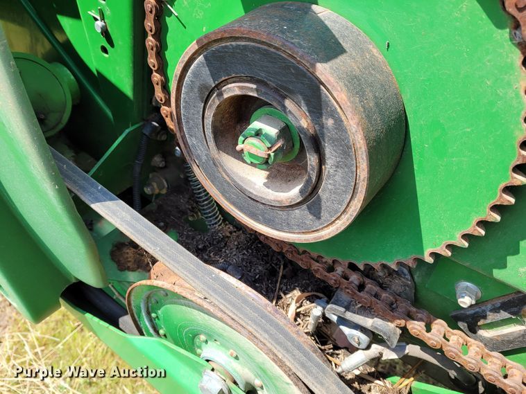 image for item BY9443 2013 John Deere 630F  HydraFlex flex head