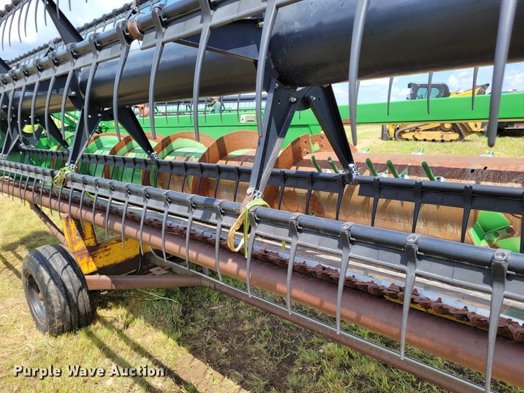 image for item BY9443 2013 John Deere 630F  HydraFlex flex head