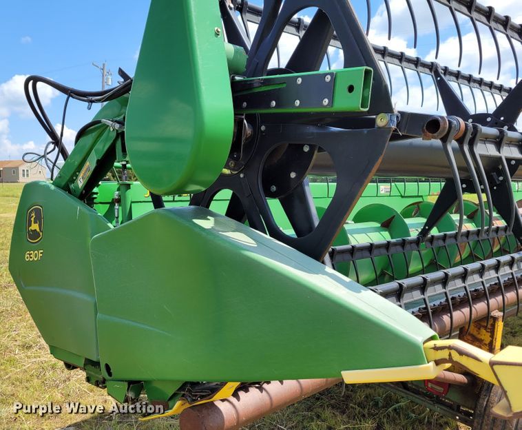 image for item BY9443 2013 John Deere 630F  HydraFlex flex head