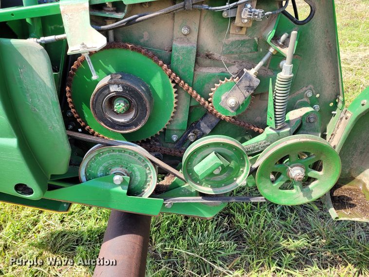 image for item BY9444 2013 John Deere 630F  HydraFlex flex head