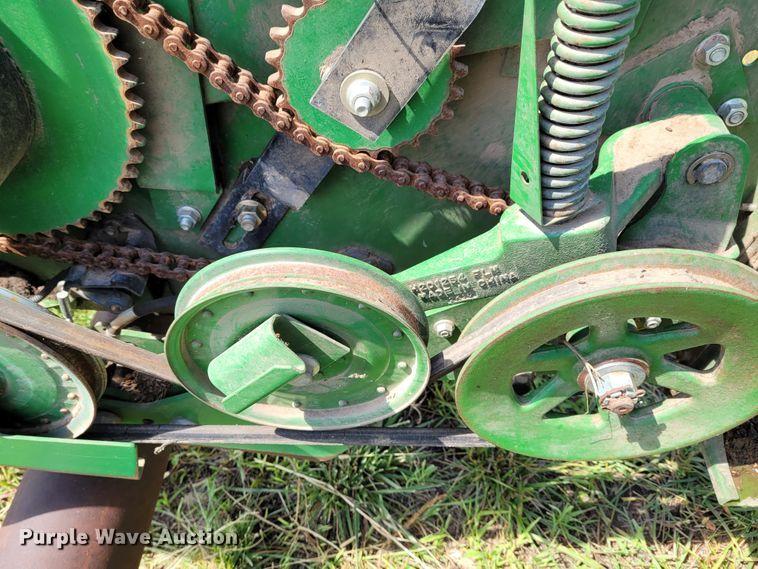 image for item BY9444 2013 John Deere 630F  HydraFlex flex head