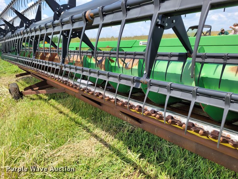 image for item BY9444 2013 John Deere 630F  HydraFlex flex head