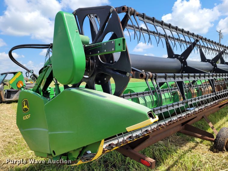 image for item BY9444 2013 John Deere 630F  HydraFlex flex head