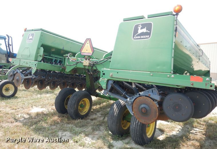 image for item DG0818 1997 John Deere 455  grain drill