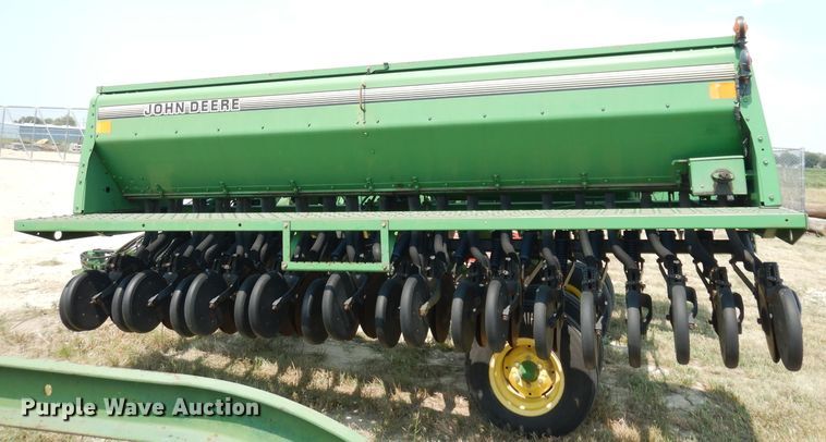 image for item DG0818 1997 John Deere 455  grain drill