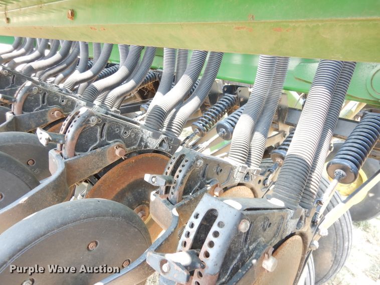 image for item DG0818 1997 John Deere 455  grain drill