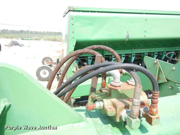 image for item DG0818 1997 John Deere 455  grain drill