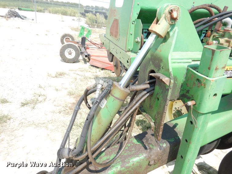 image for item DG0818 1997 John Deere 455  grain drill