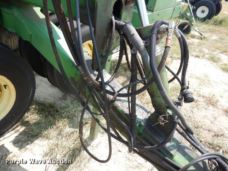 image for item DG0818 1997 John Deere 455  grain drill