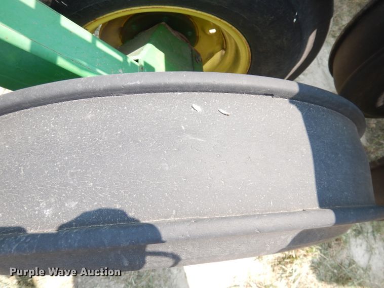 image for item DG0818 1997 John Deere 455  grain drill