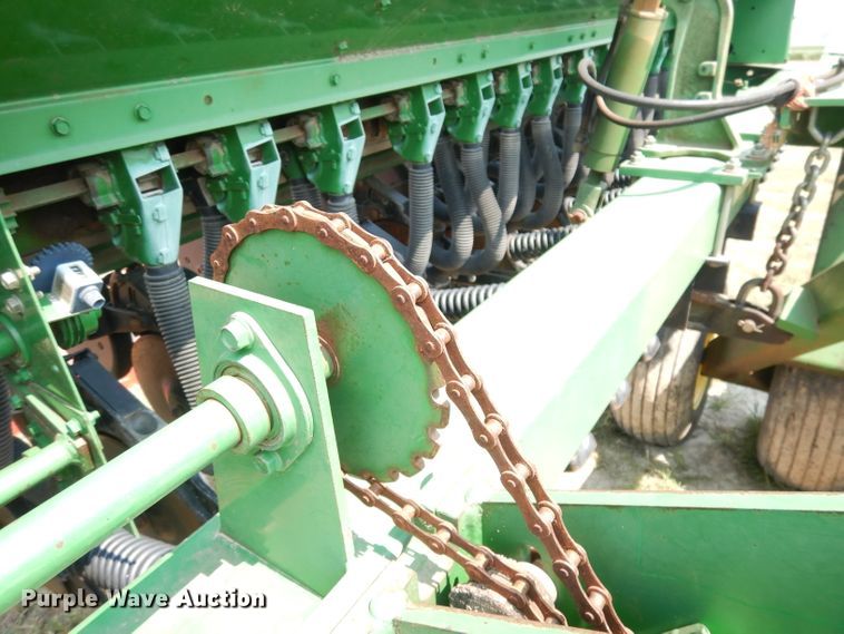 image for item DG0818 1997 John Deere 455  grain drill