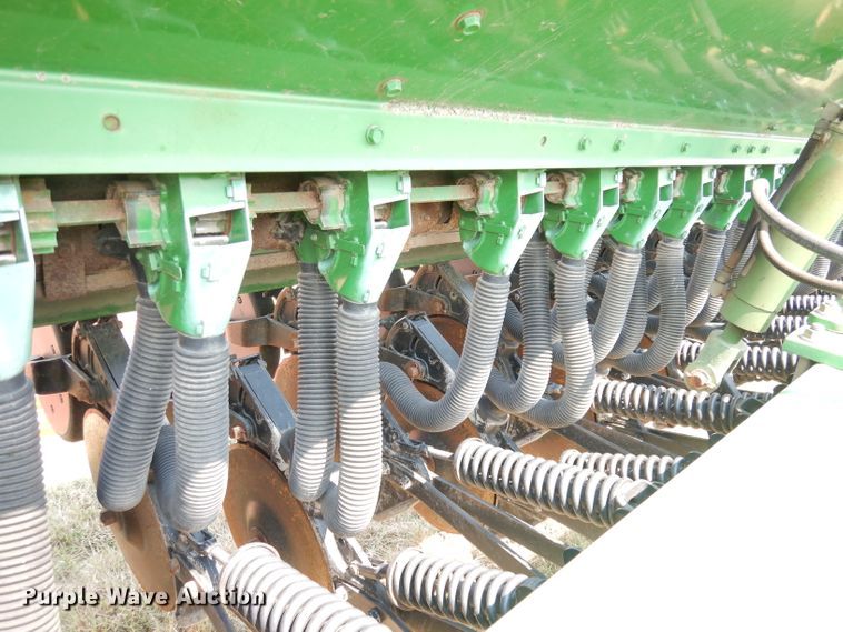 image for item DG0818 1997 John Deere 455  grain drill