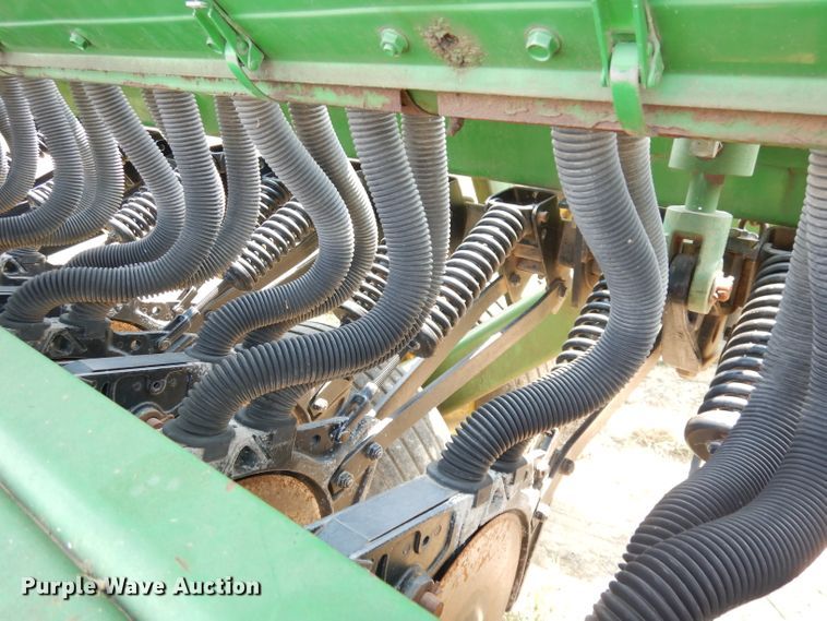 image for item DG0818 1997 John Deere 455  grain drill