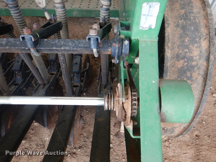 image for item DH7277 Great Plains EWD13-2008930131  grain drill