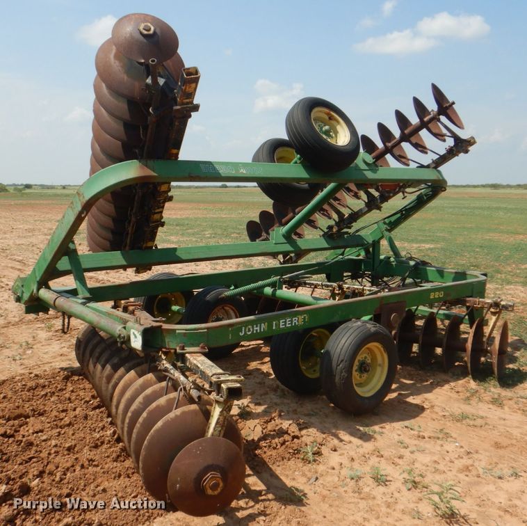 image for item DH7278 John Deere 220  double off-set disk