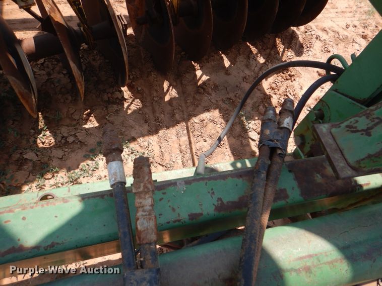 image for item DH7278 John Deere 220  double off-set disk