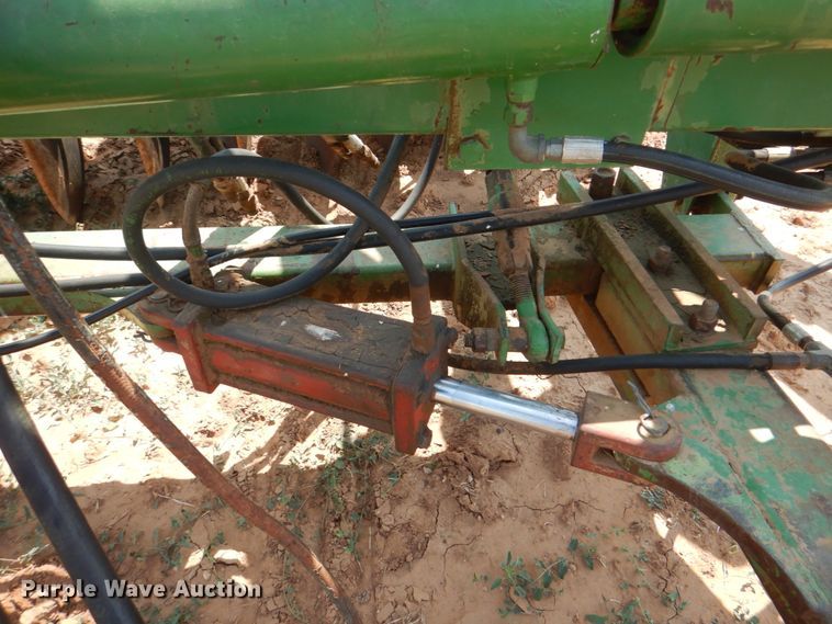 image for item DH7278 John Deere 220  double off-set disk