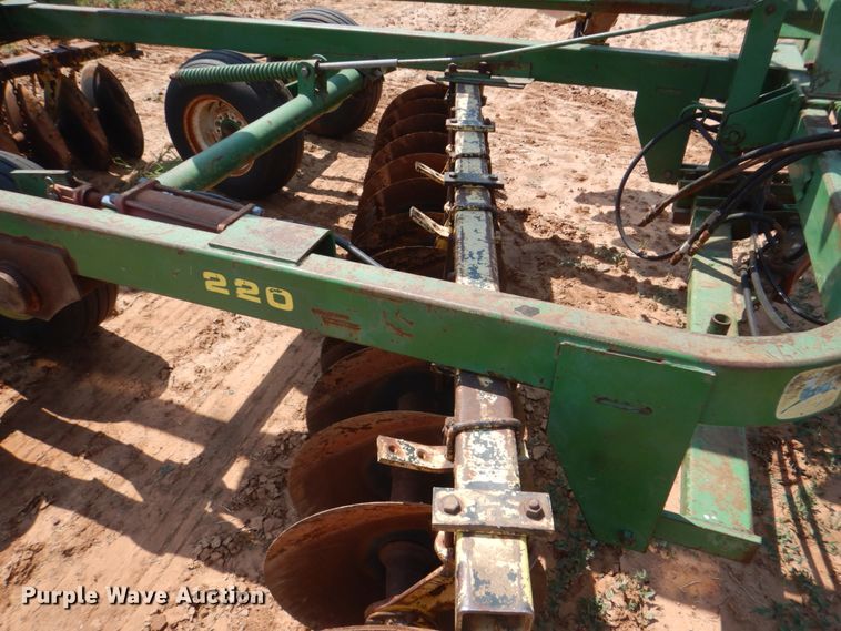 image for item DH7278 John Deere 220  double off-set disk