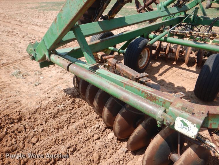 image for item DH7278 John Deere 220  double off-set disk