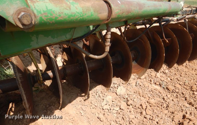 image for item DH7278 John Deere 220  double off-set disk