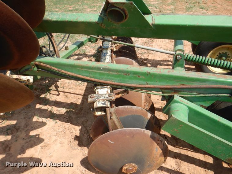 image for item DH7278 John Deere 220  double off-set disk