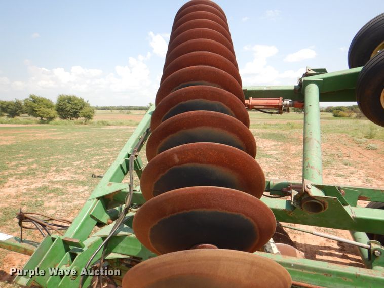 image for item DH7278 John Deere 220  double off-set disk