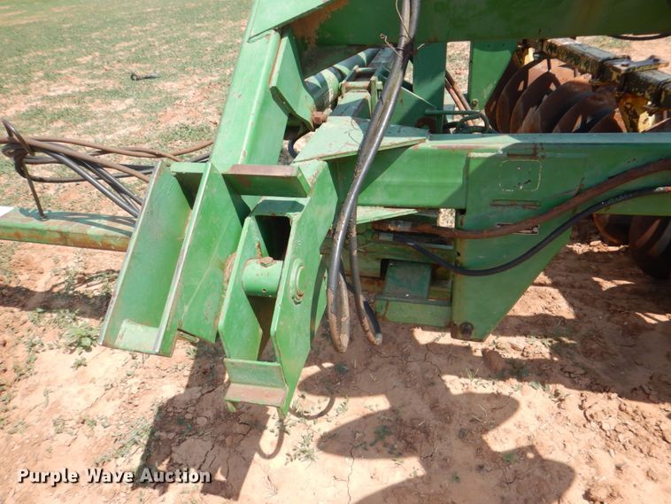 image for item DH7278 John Deere 220  double off-set disk