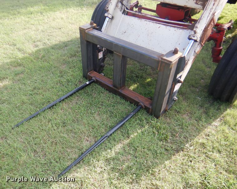 image for item DI5281 1964 Farmall 706  tractor