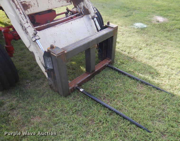 image for item DI5281 1964 Farmall 706  tractor