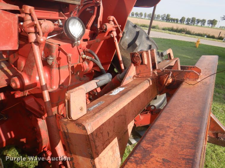 image for item DI5281 1964 Farmall 706  tractor