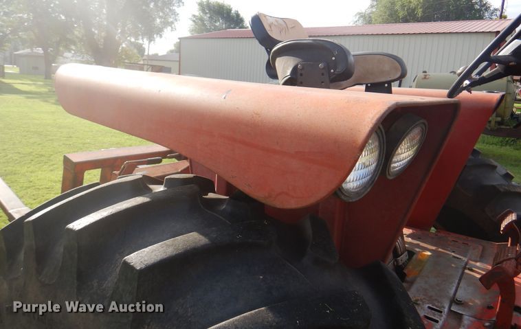 image for item DI5281 1964 Farmall 706  tractor