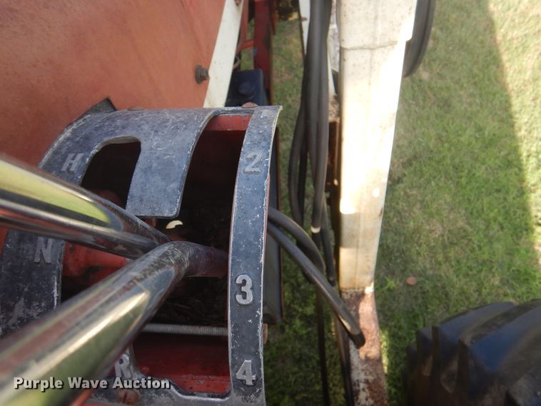 image for item DI5281 1964 Farmall 706  tractor