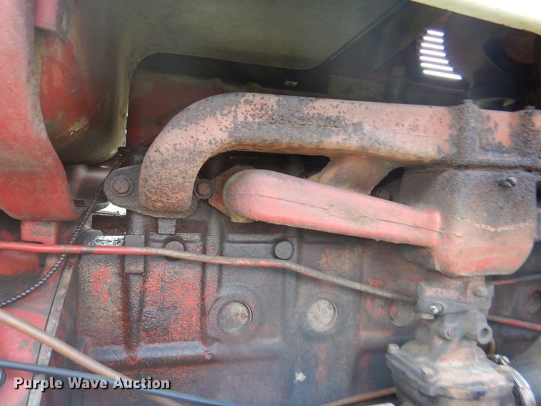 image for item DI5281 1964 Farmall 706  tractor