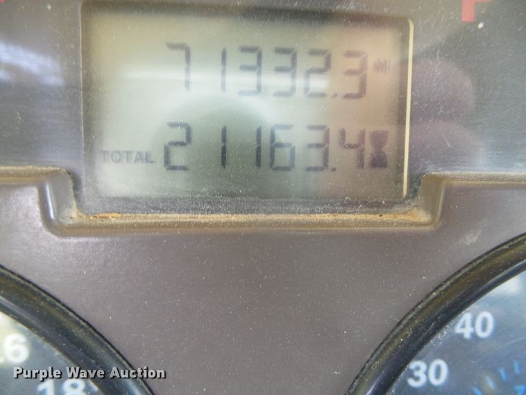 image for item DI5621 2005 Mack CV713 Granite  feed mixer truck