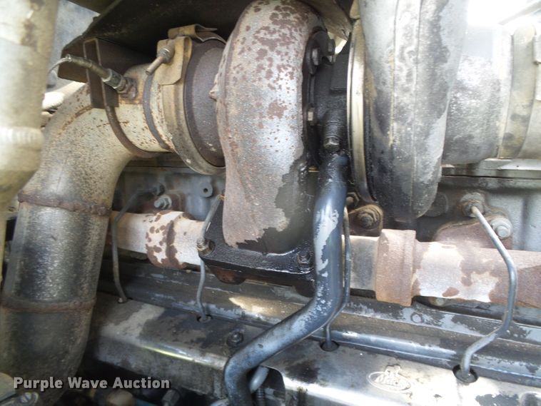 image for item DI5621 2005 Mack CV713 Granite  feed mixer truck