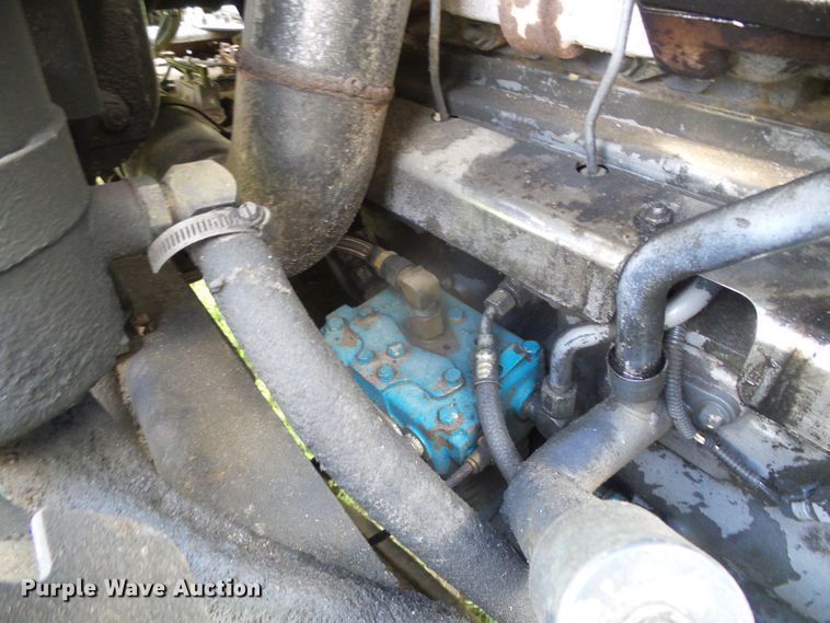 image for item DI5621 2005 Mack CV713 Granite  feed mixer truck