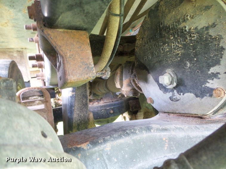 image for item DI5621 2005 Mack CV713 Granite  feed mixer truck