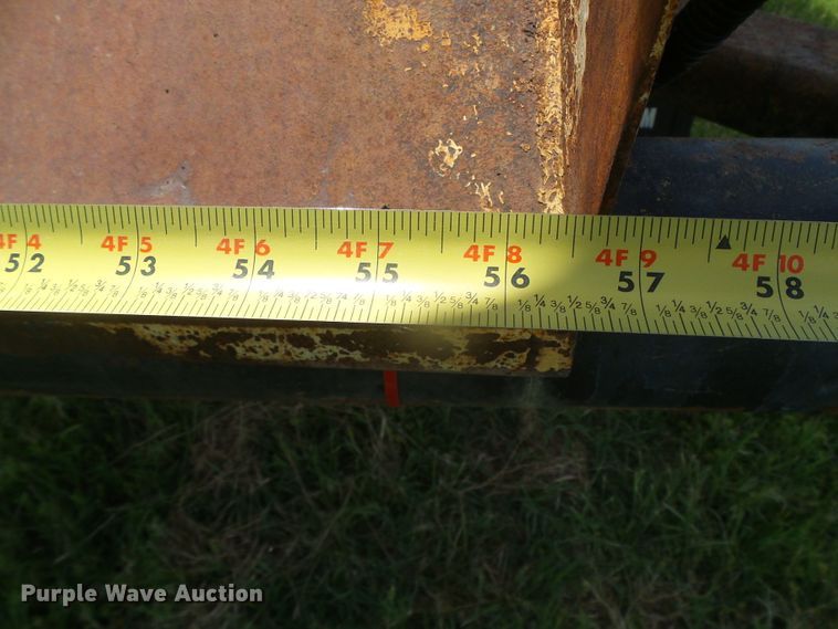 image for item DI5621 2005 Mack CV713 Granite  feed mixer truck