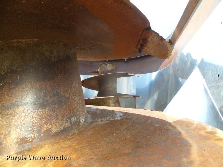 image for item DI5621 2005 Mack CV713 Granite  feed mixer truck