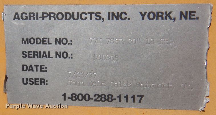 image for item DI5698 1997 Agri Products 77117S6R  in-line ripper