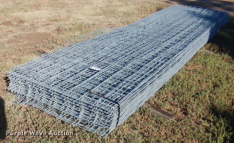 image for item DI5700 Approximately 30 wire panels