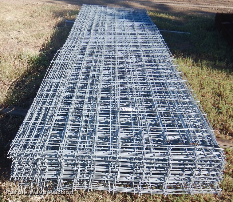 image for item DI5700 Approximately 30 wire panels
