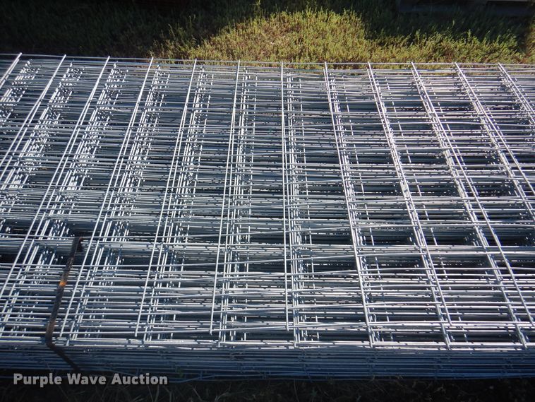 image for item DI5700 Approximately 30 wire panels