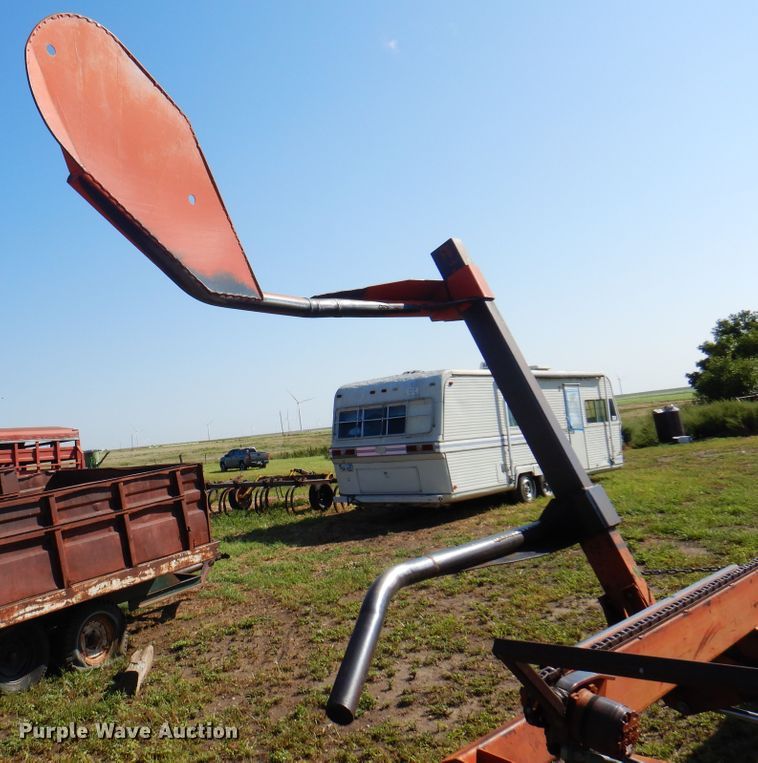 image for item DI5702 High-Line Balemaster  bale mover