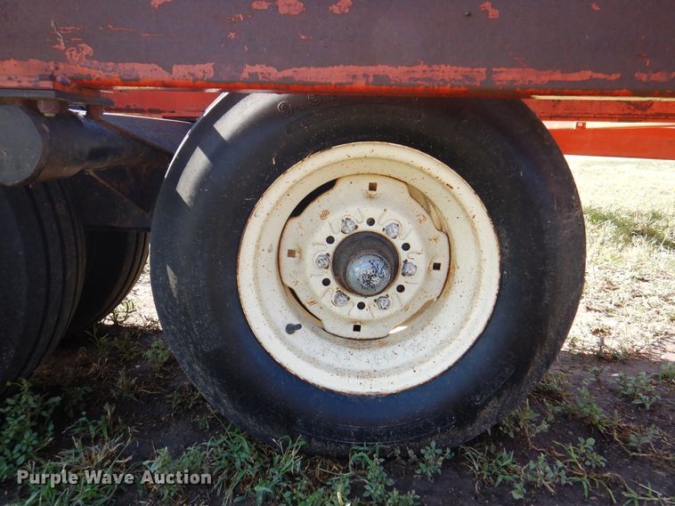 image for item DI5702 High-Line Balemaster  bale mover