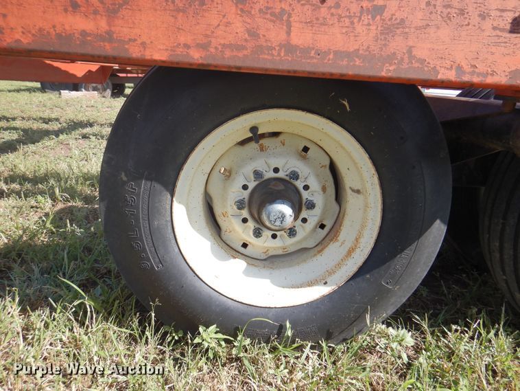 image for item DI5702 High-Line Balemaster  bale mover