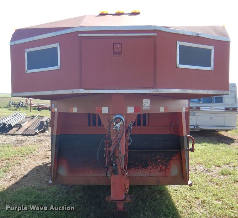 image for item DI5703 1994 Titan C808  livestock trailer