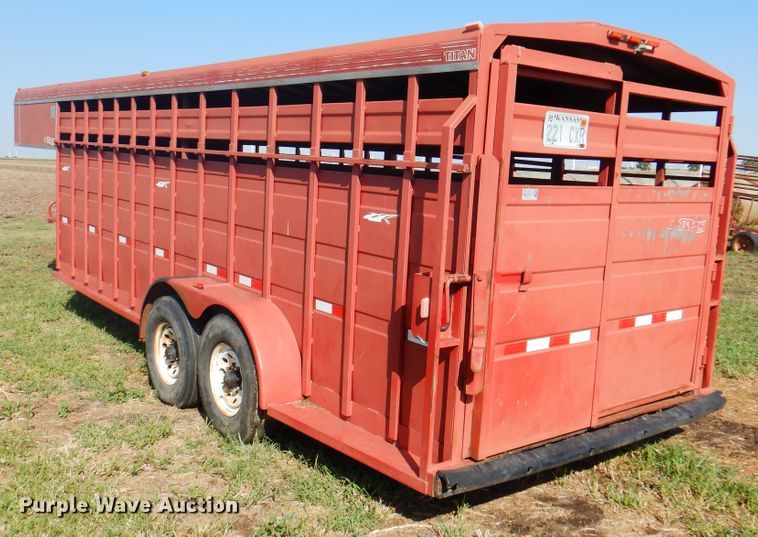 image for item DI5703 1994 Titan C808  livestock trailer